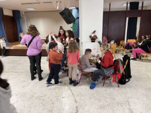 Χριστουγεννιάτικη Γιορτή του 6ου Δημοτικού Σχολείου